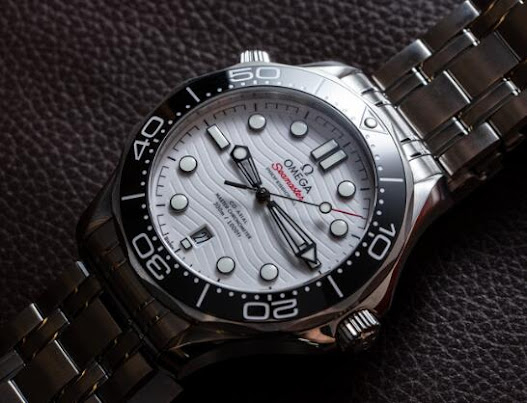 Replica Omega Seamaster Professional 300M Co-Axial Master Chronometer Ceramic White Watches 3