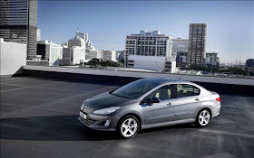 Peugeot 408 in siver colour