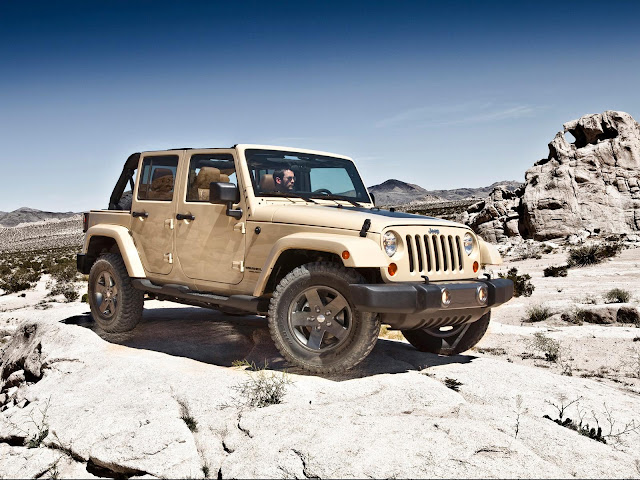 Jeep Wrangler Mojave 2011