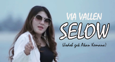 Download Lagu Via Vallen - Selow Mp3 Cover Terbaru 2018 / 2019