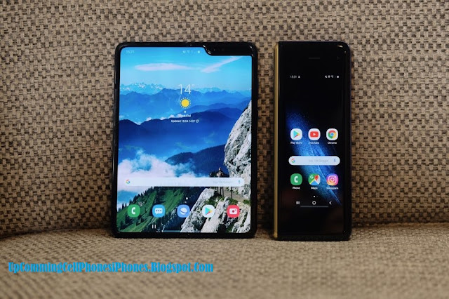 Samsung Galaxy Fold 