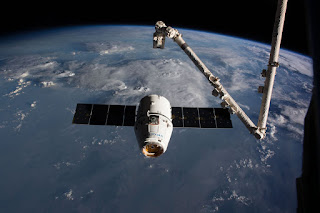 SpaceX-CRS-16 Dragon craft departs from International Space Station 