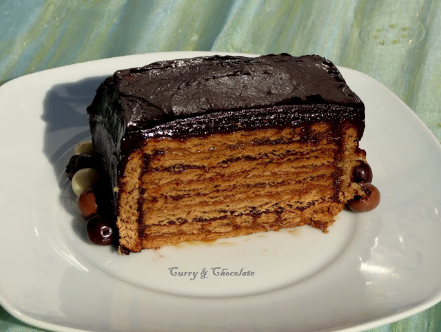 Tarta de galletas con chocolate y dulce de leche