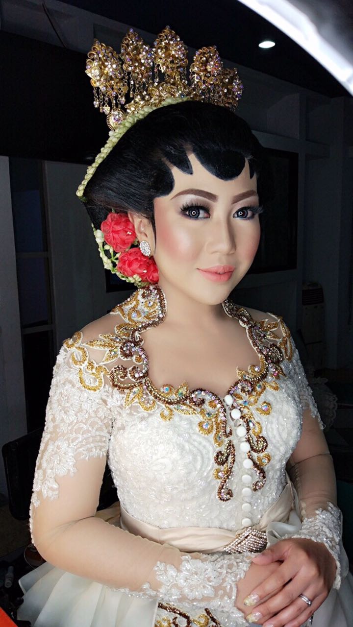 My Journey My Story Review Kebaya Make Up Pernikahan Belva