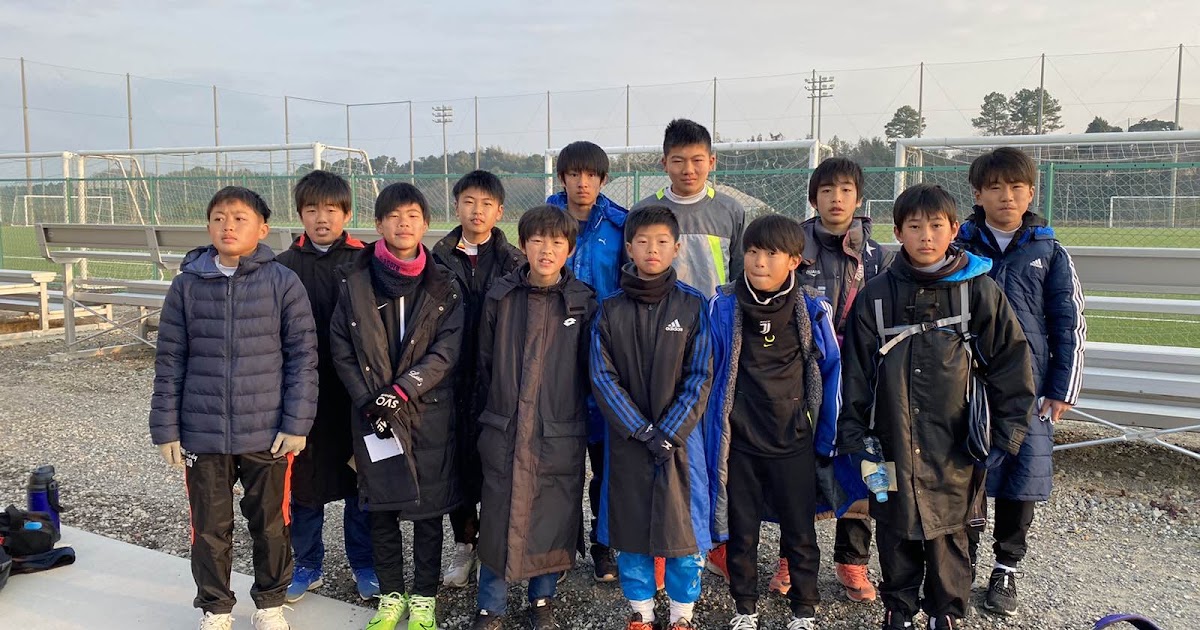 ヴィッセル神戸 サッカースクールブログ ヴィッセル神戸スーパークラスu12 U12卒業記念サッカー大会 金コーチ