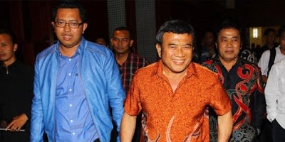 Rhoma Irama tersenyum tanggapi keberadaan Rhoma palsu