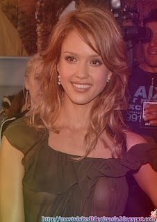 Most Popular Celebrity Jessica Alba, early life, biography, filmography, latest photoshoots and recent activity