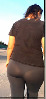 Video linda mujer caderona calzas transparentes