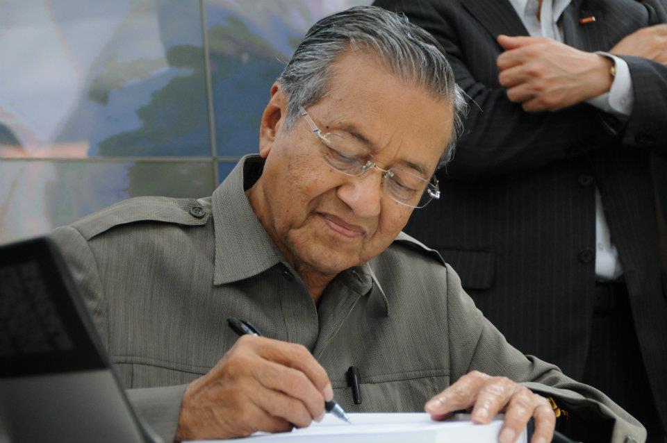 Pengakuan Mahathir terhadap Anwar Ibrahim