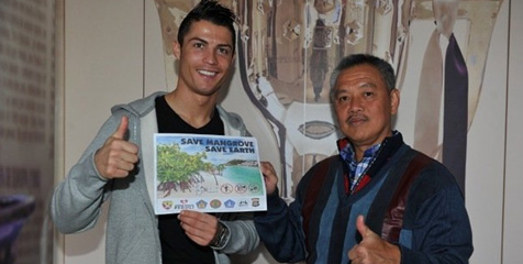 ronaldo be the ambassador mangrove of the Indonesia