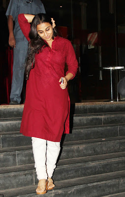 Vidya Balan with Huby Snapped At Special Screenin g of Ghanchakkar