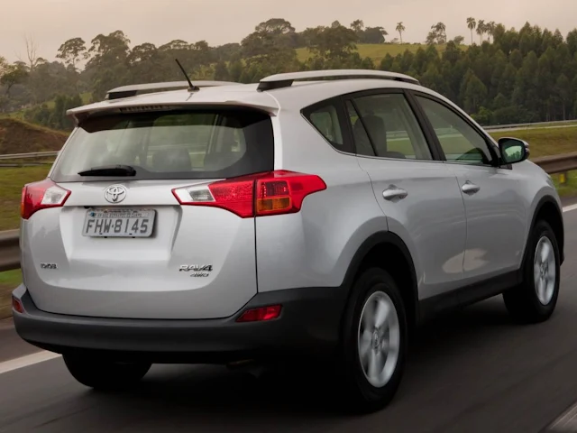 Nova Toyota RAV4 4x4 2014 no Brasil