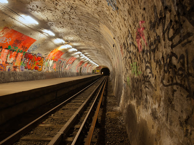 jiemve, métro, métropolitain, HAXO, Porte des Lilas, tunnel, quai, station fantôme, armoire, voie