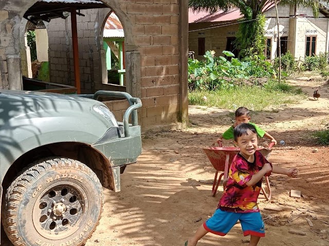 Riang dan gembira terlihat di raut anak anak desa saat di lokasi TMMD