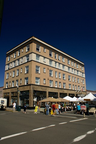 Elliott Hotel and Sunday Market