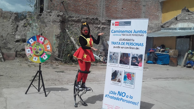 Proyecto de Teatro com niños Trabajadores de la calle en coordinacion con Programa Nacional Yachay y el Minestrio de la Mujer y Poblaciones Vulnerables