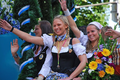 oktoberfest girls