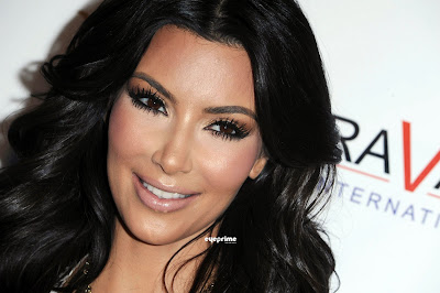 Kim Kardashian is a Most popular Hollywood Sexy Actrees