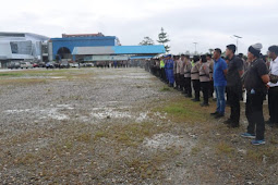 600 Personesl Gabungan TNI-Polri Amankan Kedatangan Jenazah Tom Beanal di Bandara Timika