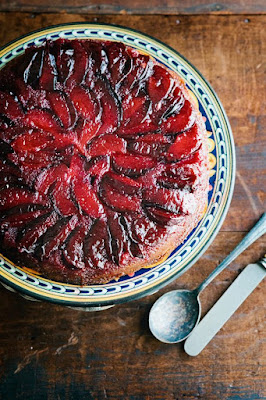 summer-food-ideas-recipes-THE 13 DELICIOUS RECIPES YOU WANT TO TRY-upside down cake-upside down plum cake-party cake-Weddings by KMich-Philadelphia PA