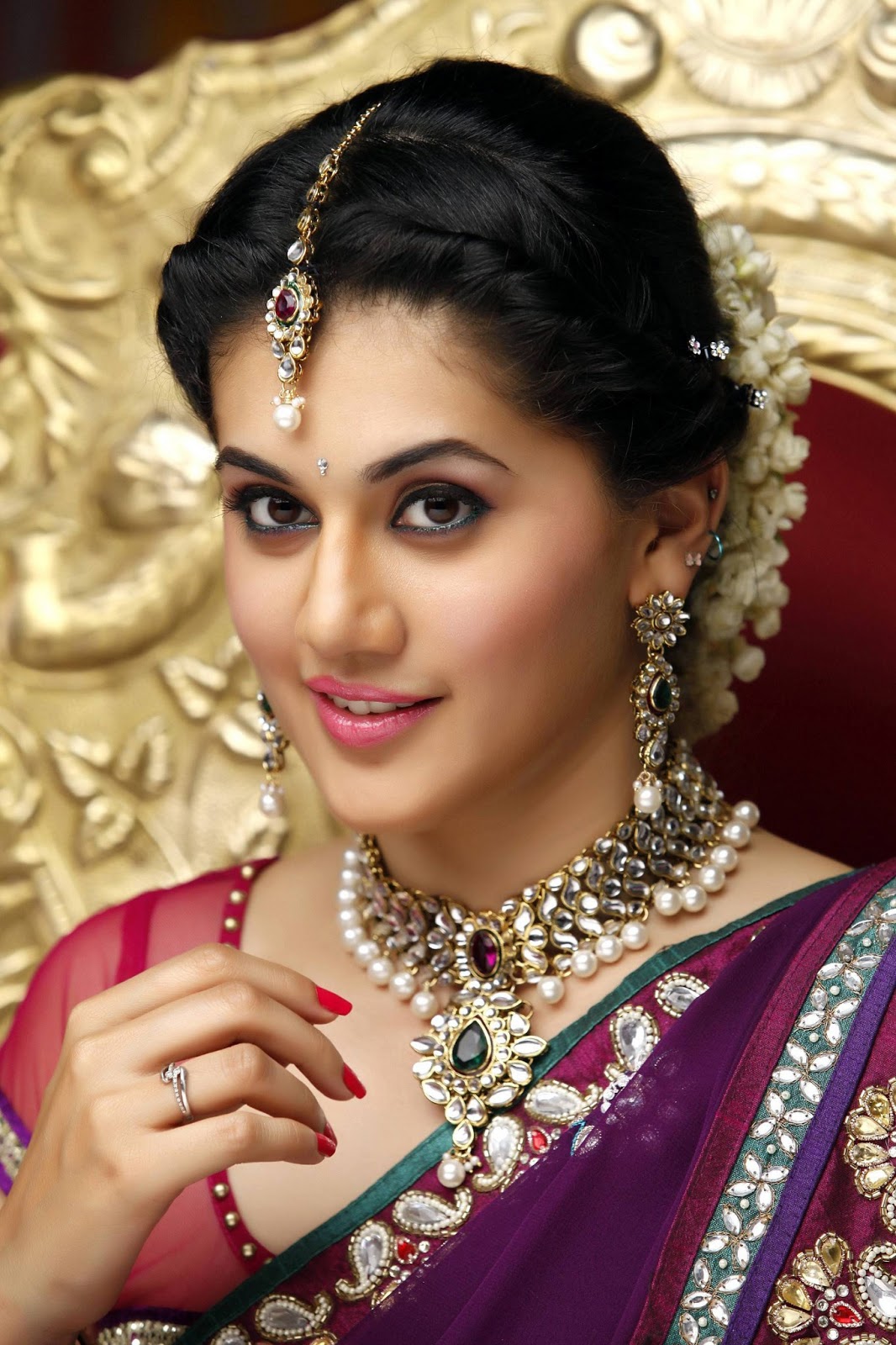 Taapsee Pannu Latest HD wallpapers | HD Wallpapers (High Definition