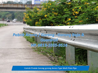 guardrail pagar jalan raya