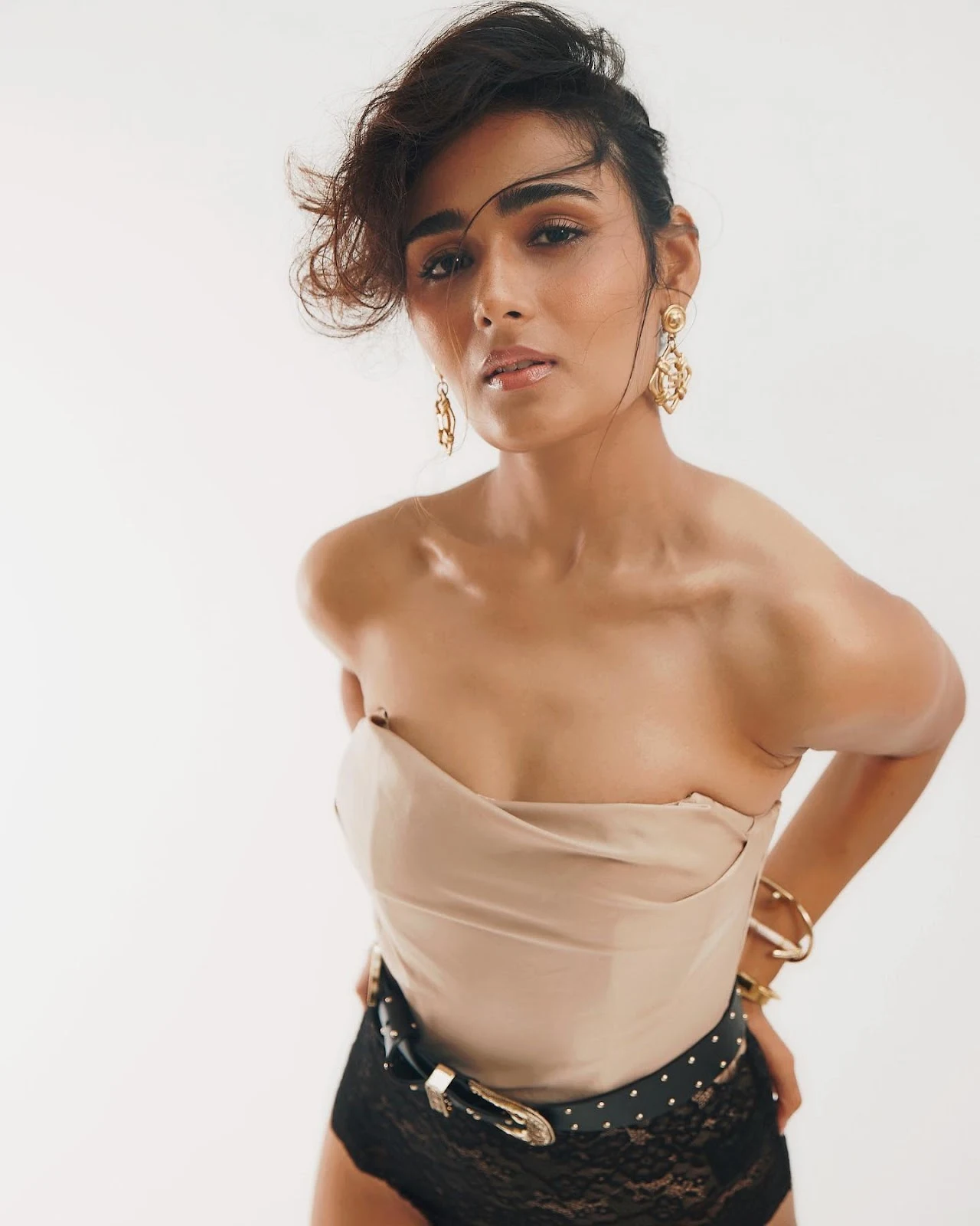 Shalini Pandey off shoulder top lacy underwear