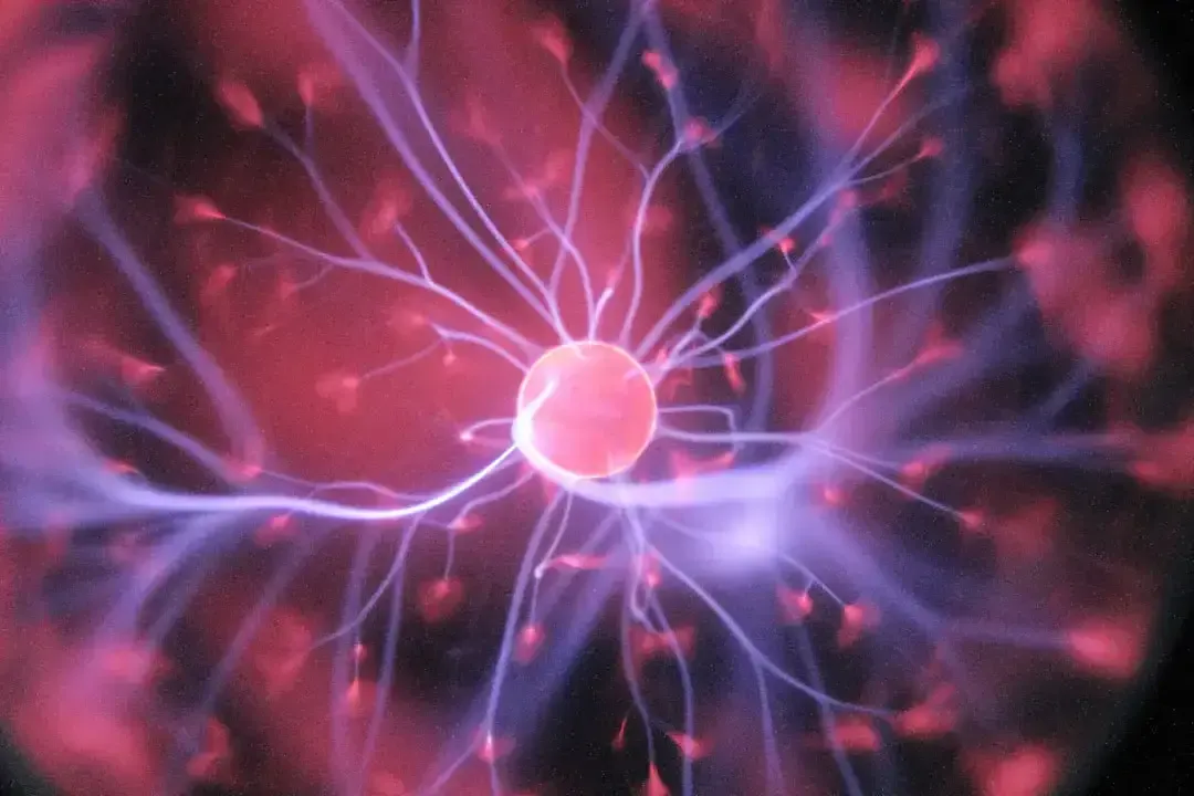Unveiling the Gloomy Connection: Scientific Insights on How Pessimism Fuels Anxiety