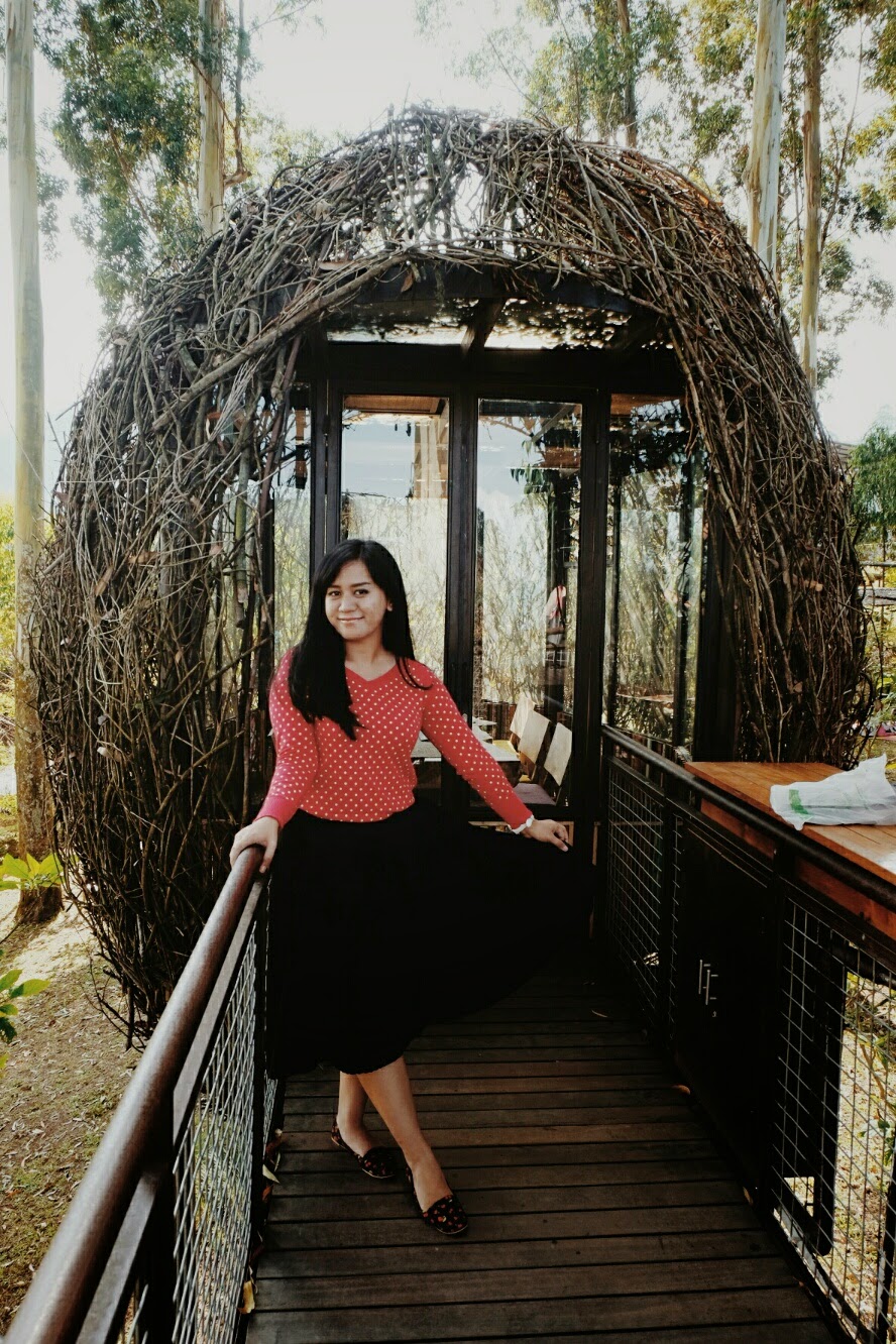 lutung kasarung cafe