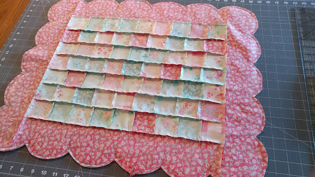 Laura Ashley Elm Park mini quilt with scalloped edges