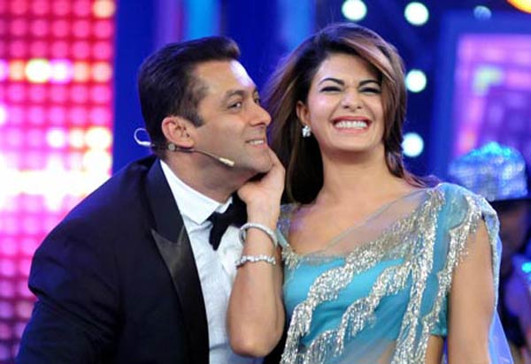 JACQUELINE FERNANDEZ AKAN MENJADI BINTANG TAMU DI KONSER SALMAN KHAN