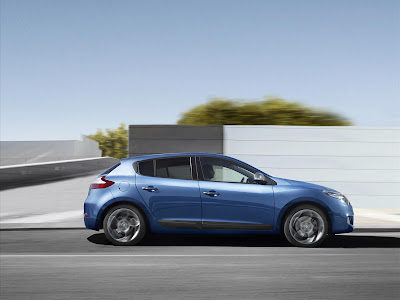 2011 Renault Megane GT Side in Motion View