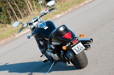 Suzuki Boulevard M800  2012