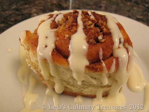 11 Cinnam-rolls-pecans-cream 11 Cinnam-rolls-pecans-cream