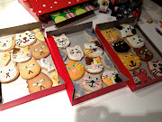Cat Face Cookies. Sugar cookies, gingerbread cookies, buttery shortbread. (catfacecookies)