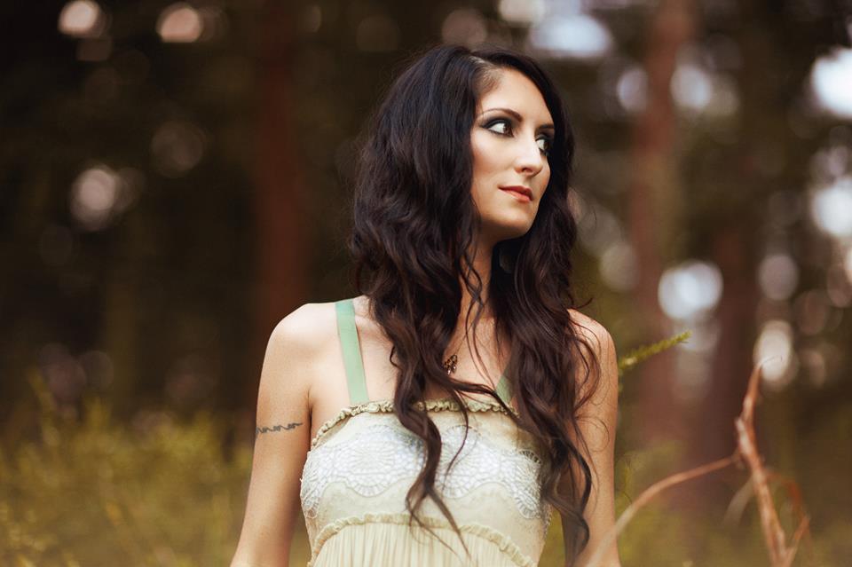 Triangle Music: Maria Taylor releases 'Something About Knowing,' announces winter tour