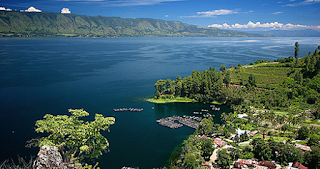 keindahan alam danau toba