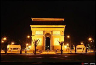 ARC DE TRIOMPHE PARIS di Kendiri