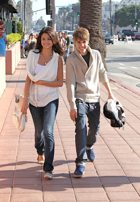 Justin Bieber Is In Love With Selena Gomez