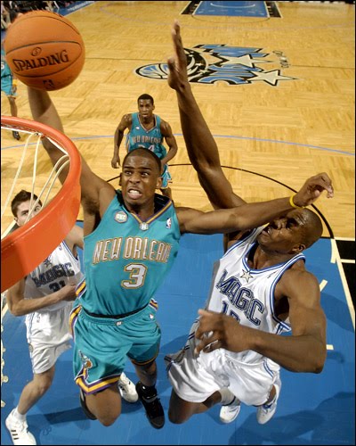 chris paul dunking. chris paul dunks on dwight