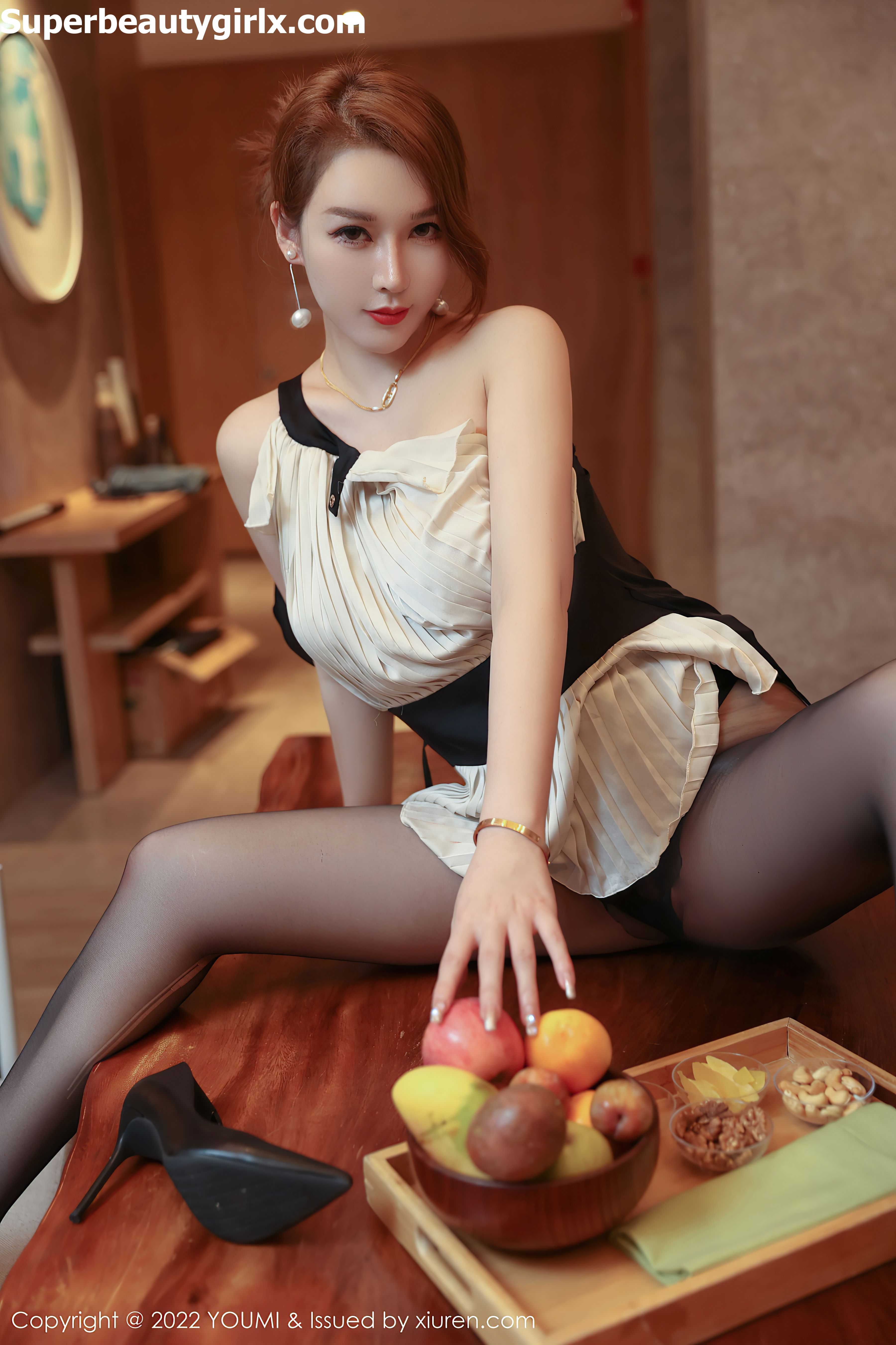 YouMi-Vol.818-Egg-Superbeautygirlx.com