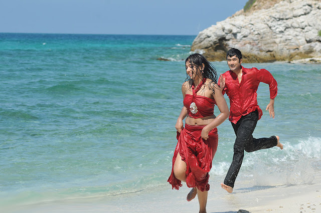 Pelli Pustakam Movie stills