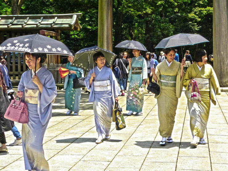 Japanese women in traditional costume