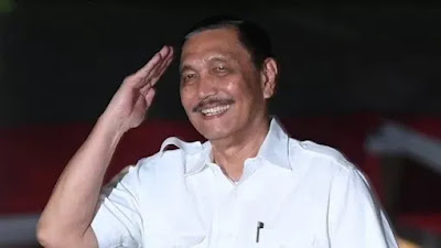 Luhut Pandjaitan Puji Kehebatan Rocky Gerung: Kamu Hebat Sering Kritik Saya