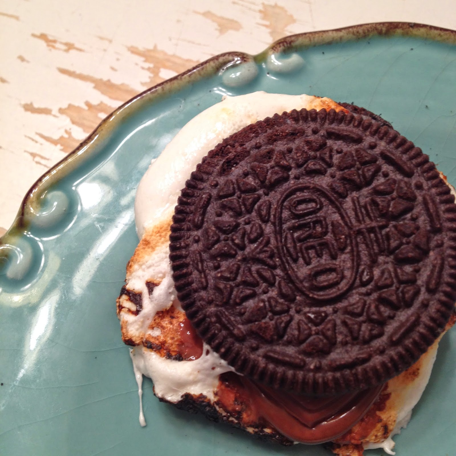 http://bumbledo.blogspot.com/2014/04/oreo-smores.html