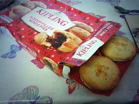 Box of Mr Kipling Mince Pies