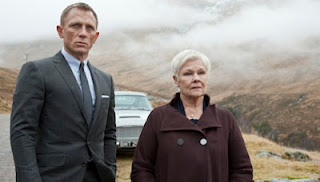 Daniel Craig - Aston Martin - Judi Dench