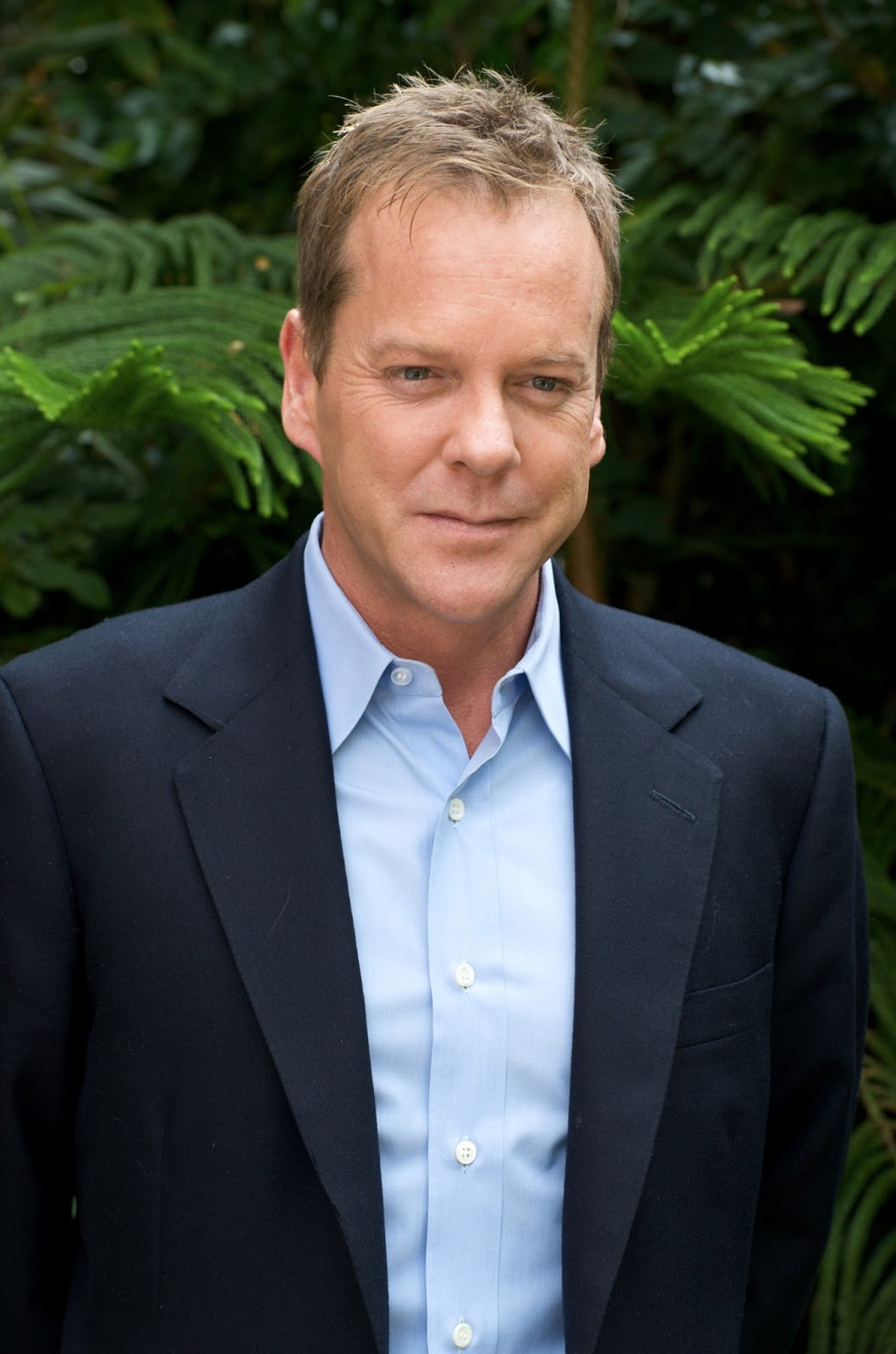 Kiefer Sutherland Photos | Tv Series Posters and Cast