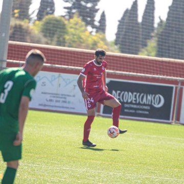 Sergio Díaz - CD Rincón -: “Es una liga corta y hay que sumar cada partido”