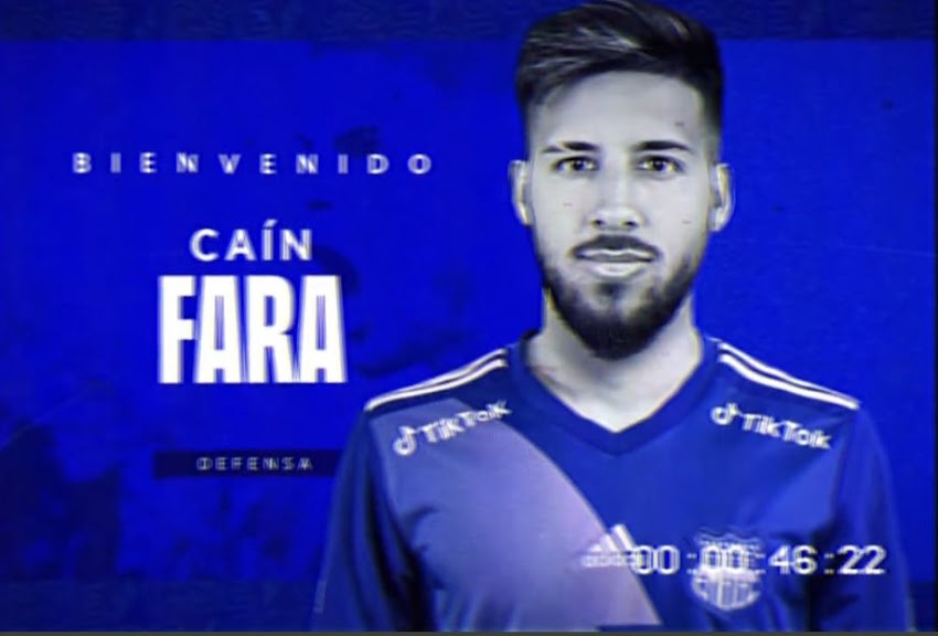 El zaguero central argentino Cain Fara, jugará en Emelec 2023